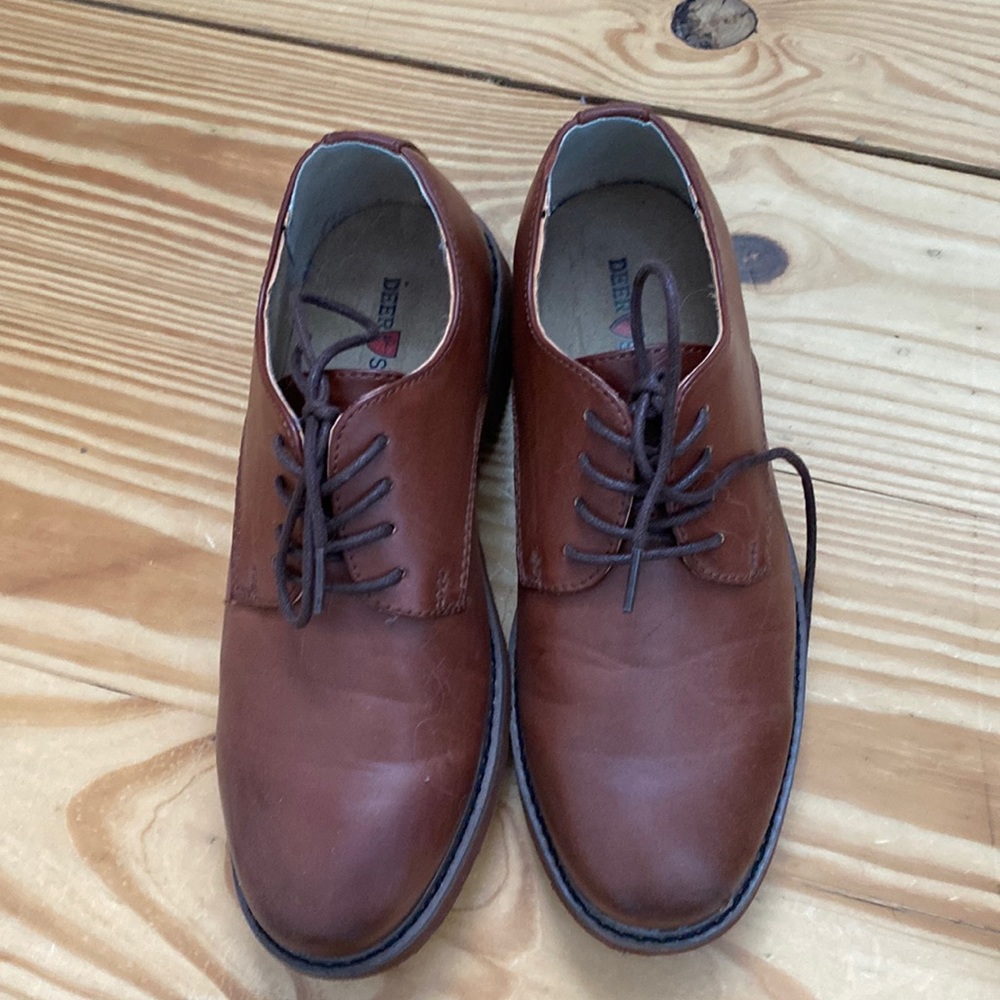 Boys Deer Stags Size 4 Dress Shoes